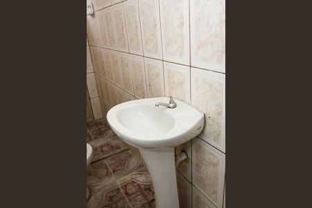 Casa para alugar com 81m², 2 quartos e sem vaga Casa para alugar com 81m², 2 quartos e sem vagaBanheiro 2