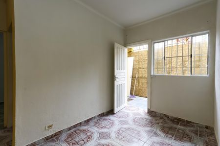 Casa para alugar com 81m², 2 quartos e sem vaga Casa para alugar com 81m², 2 quartos e sem vagasala