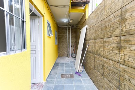 Quintal de casa para alugar com 2 quartos, 81m² em Vila Pirajussara, São Paulo