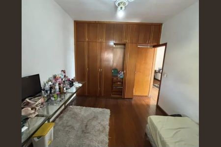 Casa à venda com 4 quartos, 350m² em Serrano, Belo Horizonte