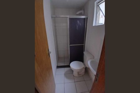 Banheiro de apartamento para alugar com 2 quartos, 40m² em Vila Cachoeirinha, Cachoeirinha