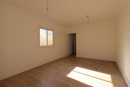 Sala de apartamento para alugar com 2 quartos, 48m² em Parque Industriario, Santo André