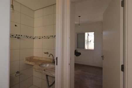 Corredor de apartamento para alugar com 2 quartos, 48m² em Parque Industriario, Santo André
