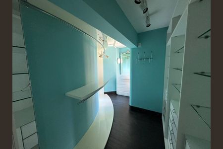 Apartamento para alugar com 158m², 3 quartos e 3 vagasCloset do quarto 2