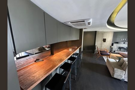 Sala de apartamento para alugar com 3 quartos, 120m² em Auxiliadora, Porto Alegre