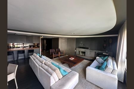 Sala de apartamento para alugar com 3 quartos, 120m² em Auxiliadora, Porto Alegre