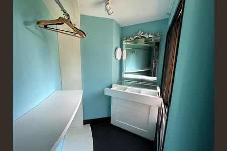 Apartamento para alugar com 158m², 3 quartos e 3 vagasCloset do quarto 2