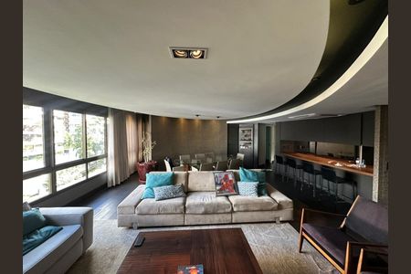 Apartamento para alugar com 3 quartos, 120m² em Auxiliadora, Porto Alegre