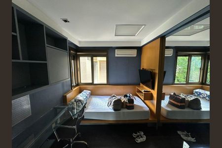 Quarto de apartamento para alugar com 3 quartos, 120m² em Auxiliadora, Porto Alegre