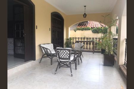 Casa à venda com 571m², 5 quartos e 7 vagas