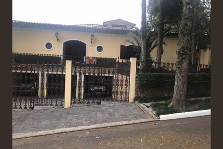 Casa à venda com 571m², 5 quartos e 7 vagas