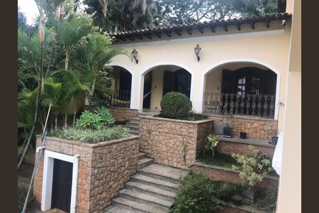 Casa à venda com 571m², 5 quartos e 7 vagas
