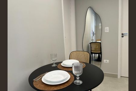 Apartamento à venda com 28m², 1 quarto e sem vaga