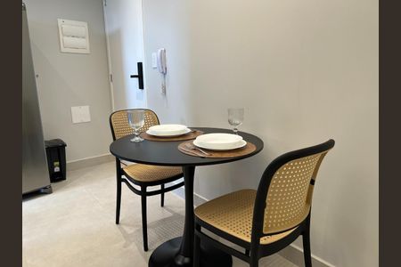 Apartamento à venda com 28m², 1 quarto e sem vaga
