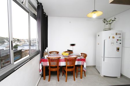 Apartamento à venda com 90m², 3 quartos e sem vagaCozinha