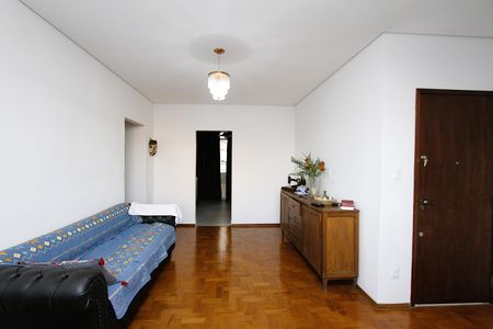 Apartamento à venda com 90m², 3 quartos e sem vagaSala