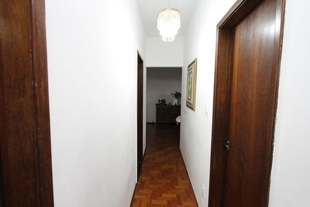Corredor de apartamento à venda com 3 quartos, 90m² em Padre Eustáquio, Belo Horizonte