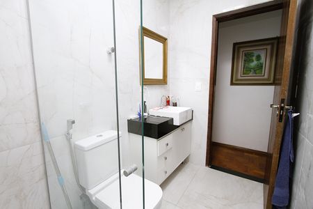Apartamento à venda com 90m², 3 quartos e sem vagaBanheiro Social