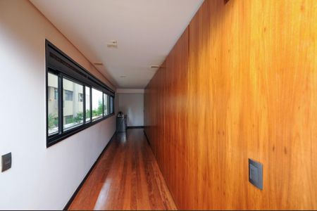 Apartamento à venda com 452m², 4 quartos e 2 vagas