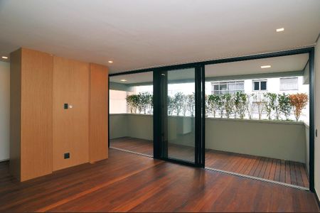 Apartamento à venda com 452m², 4 quartos e 2 vagas