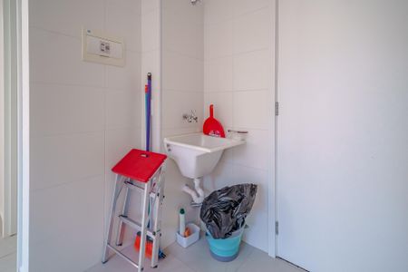 Apartamento para alugar com 33m², 2 quartos e sem vaga Apartamento para alugar com 33m², 2 quartos e sem vagaÁrea de Serviço