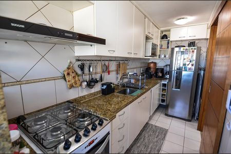 Cozinha de apartamento à venda com 2 quartos, 58m² em São Francisco Xavier, Rio de Janeiro