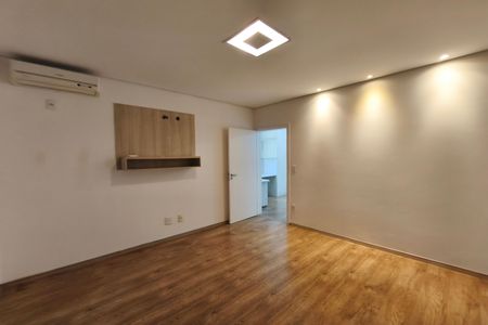 Casa de condomínio para alugar com 242m², 3 quartos e 2 vagasQuarto Suíte