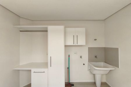 Área de Serviço de casa de condomínio para alugar com 3 quartos, 242m² em Swiss Park, Campinas
