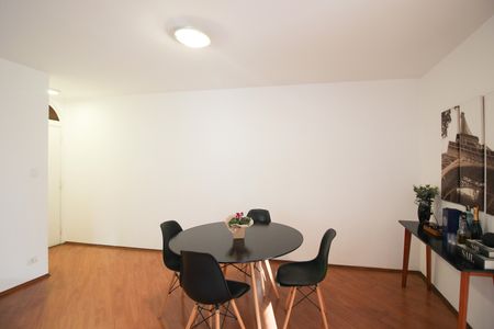 Sala de apartamento para alugar com 3 quartos, 90m² em Vila Olímpia, São Paulo