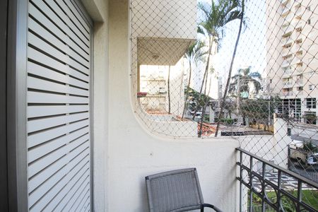 Apartamento para alugar com 90m², 3 quartos e 1 vaga Apartamento para alugar com 90m², 3 quartos e 1 vagaVaranda da Suíte