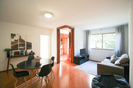 Sala de apartamento para alugar com 3 quartos, 90m² em Vila Olímpia, São Paulo