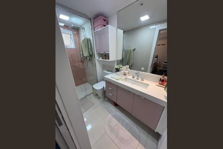 Apartamento à venda com 195m², 3 quartos e 3 vagas Apartamento à venda com 195m², 3 quartos e 3 vagasBanheiro