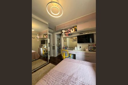 Apartamento à venda com 195m², 3 quartos e 3 vagas Apartamento à venda com 195m², 3 quartos e 3 vagasQuarto
