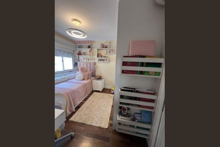 Apartamento à venda com 195m², 3 quartos e 3 vagas Apartamento à venda com 195m², 3 quartos e 3 vagasQuarto