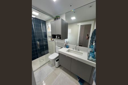 Apartamento à venda com 195m², 3 quartos e 3 vagas Apartamento à venda com 195m², 3 quartos e 3 vagasBanheiro