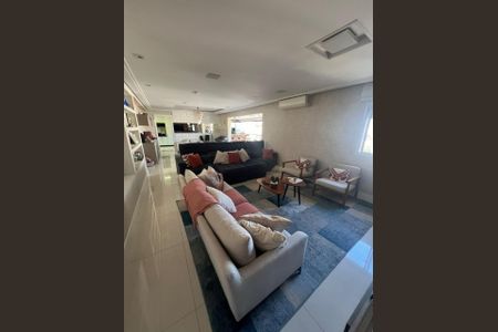 Apartamento à venda com 195m², 3 quartos e 3 vagas Apartamento à venda com 195m², 3 quartos e 3 vagasSala