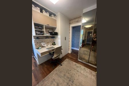 Apartamento à venda com 195m², 3 quartos e 3 vagas Apartamento à venda com 195m², 3 quartos e 3 vagasQuarto