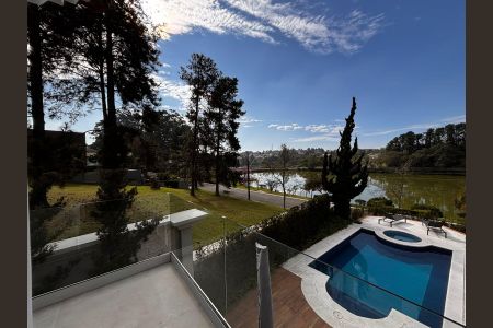 Casa de condomínio à venda com 560m², 5 quartos e 4 vagas Casa de condomínio à venda com 560m², 5 quartos e 4 vagasSacada suíte 2
