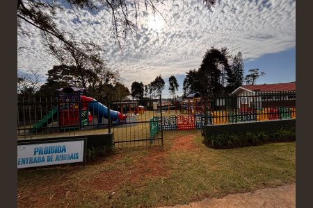 Casa de condomínio à venda com 560m², 5 quartos e 4 vagas Casa de condomínio à venda com 560m², 5 quartos e 4 vagasPlayground