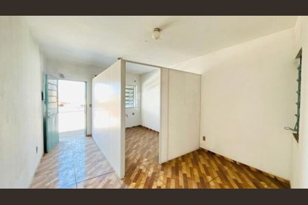 Studio para alugar com 25m², 1 quarto e sem vaga Studio para alugar com 25m², 1 quarto e sem vagaSala / Cozinha
