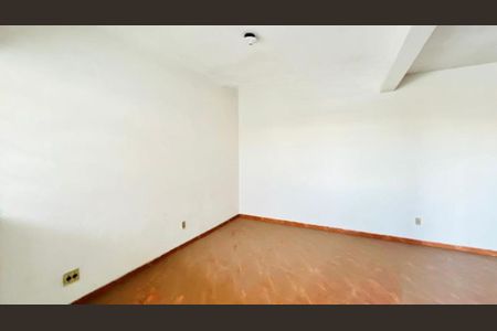 Studio para alugar com 28m², 1 quarto e sem vaga Studio para alugar com 28m², 1 quarto e sem vagaStudio