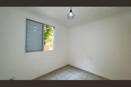 Quarto 2 de apartamento para alugar com 2 quartos, 50m² em Jardim Imbé, São Paulo