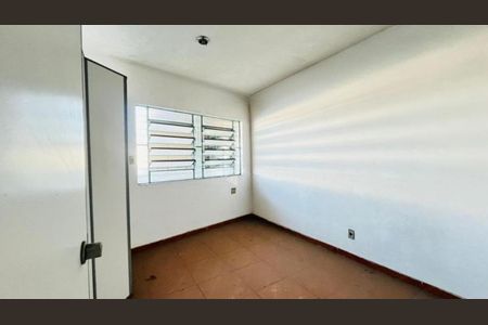 Studio para alugar com 25m², 1 quarto e sem vaga Studio para alugar com 25m², 1 quarto e sem vagaQuarto