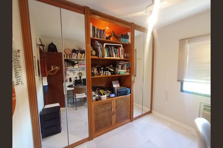 Apartamento para alugar com 110m², 3 quartos e 1 vaga Apartamento para alugar com 110m², 3 quartos e 1 vagaQuarto escritório