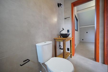 Casa para alugar com 81m², 2 quartos e 2 vagasBanheiro da Demi-Suíte 1e2