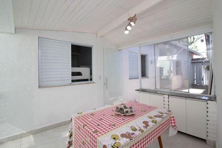 Casa de condomínio para alugar com 90m², 3 quartos e 2 vagas Casa de condomínio para alugar com 90m², 3 quartos e 2 vagasÁrea externa