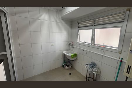 Apartamento à venda com 130m², 3 quartos e 3 vagas Apartamento à venda com 130m², 3 quartos e 3 vagasÁrea de Serviço