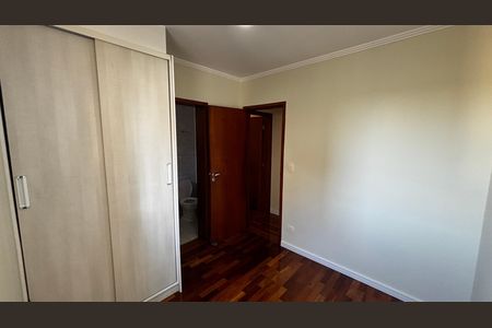 Apartamento à venda com 130m², 3 quartos e 3 vagas Apartamento à venda com 130m², 3 quartos e 3 vagasSuíte 2
