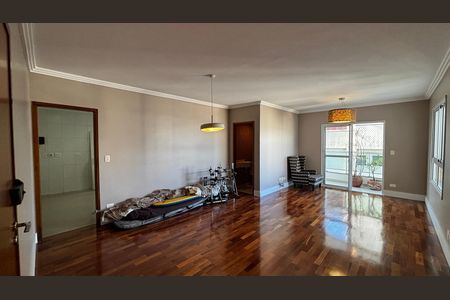 Apartamento à venda com 130m², 3 quartos e 3 vagas Apartamento à venda com 130m², 3 quartos e 3 vagasSala