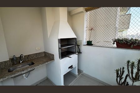 Apartamento à venda com 130m², 3 quartos e 3 vagas Apartamento à venda com 130m², 3 quartos e 3 vagasVaranda